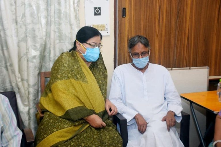 JMI VC visits photojournalist Danish Siddiqui’s home to offer condolences